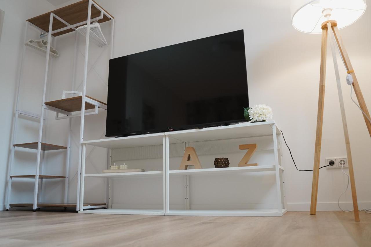 Kamin, Parkplatz, Balkon, Stilvolles Zuhause,Grosszuegig Lägenhet Paderborn Exteriör bild